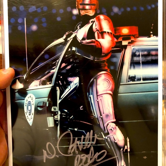 Robocop actor signed โ๐ผ (Rp) - Picture 1 of 3